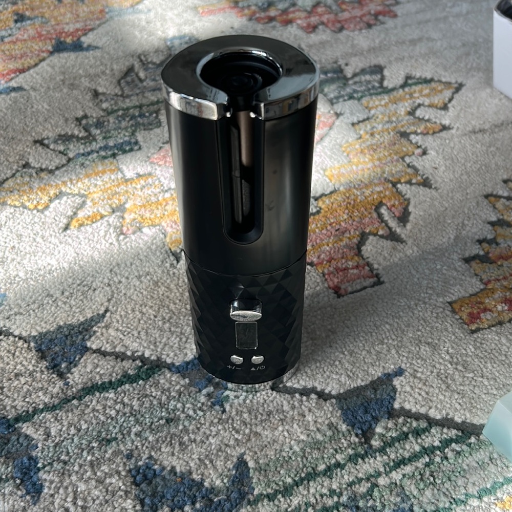 Automatic Hair Curler